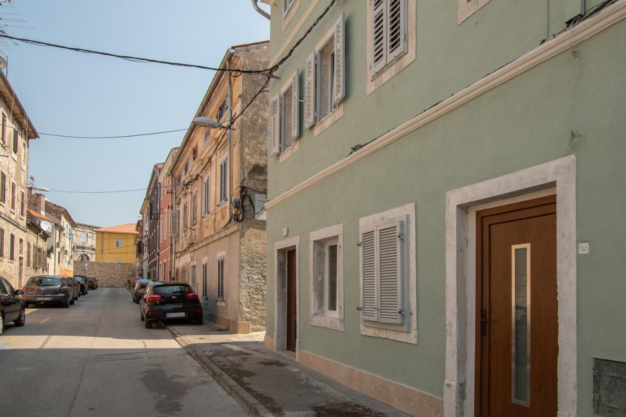 Apartments Nesatcium PUY 외부 사진
