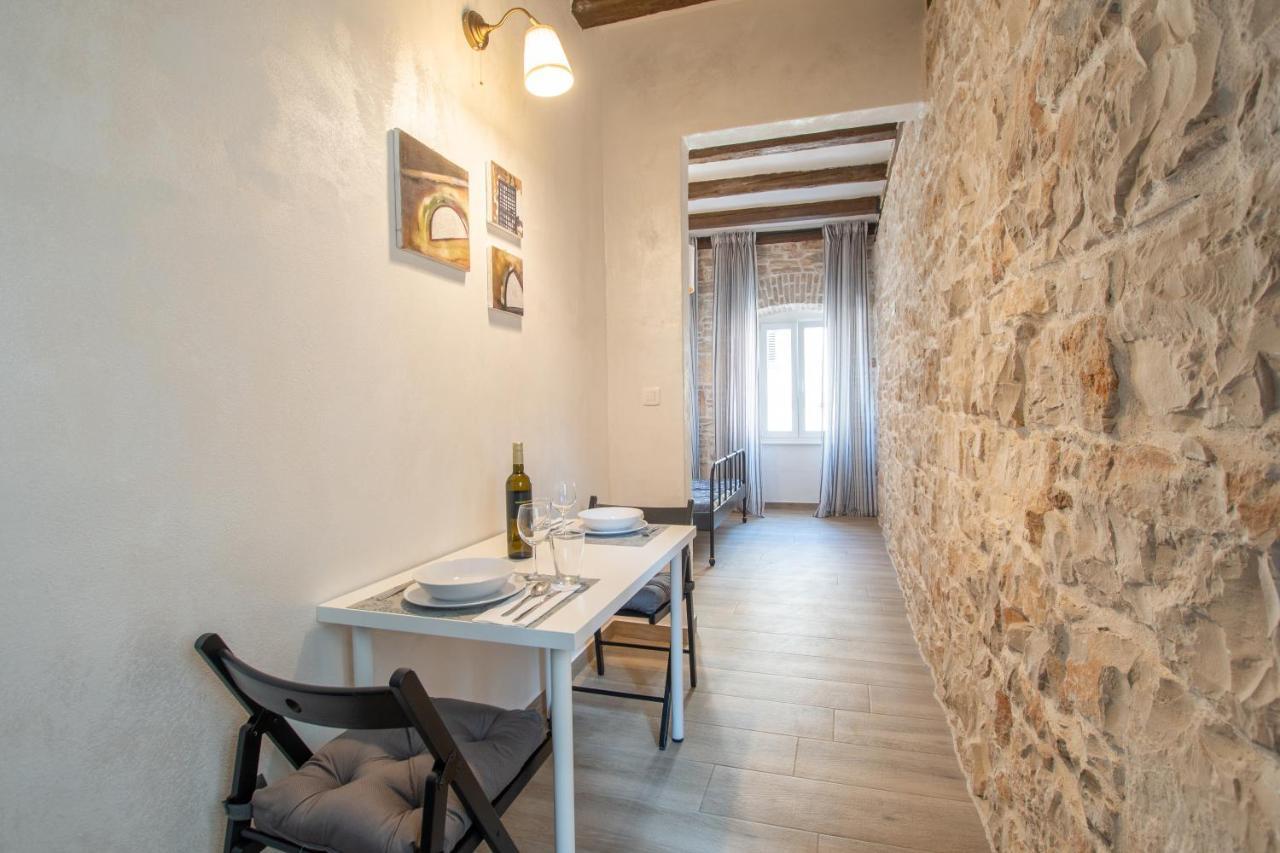 Apartments Nesatcium PUY 외부 사진